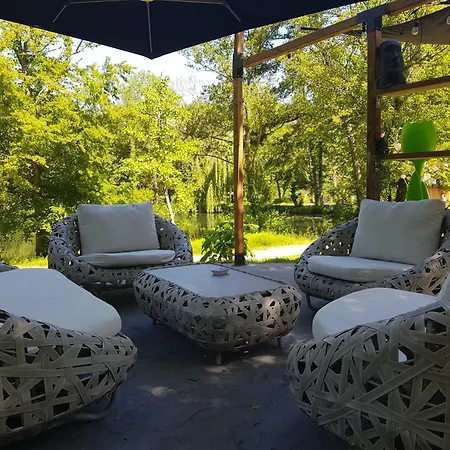 Domaine De La - Hotel, & Restaurant