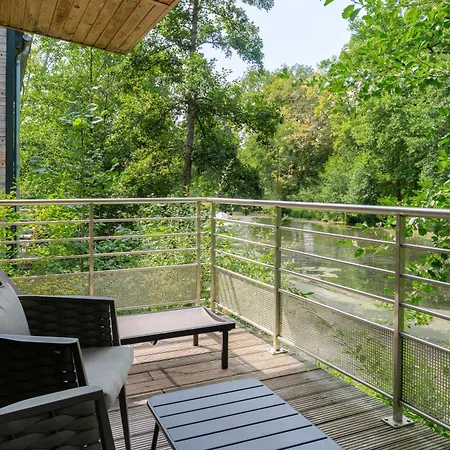 Domaine De La - Hotel, & Restaurant