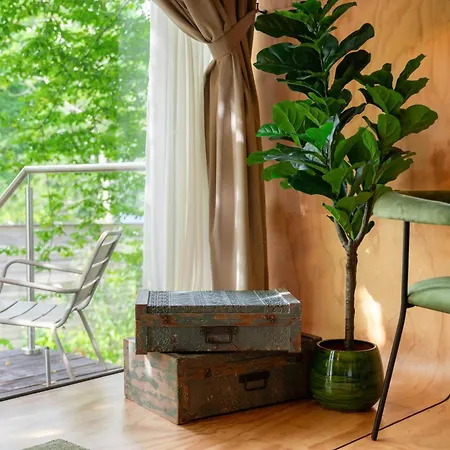 Domaine De La - Hotel, & Restaurant 호텔