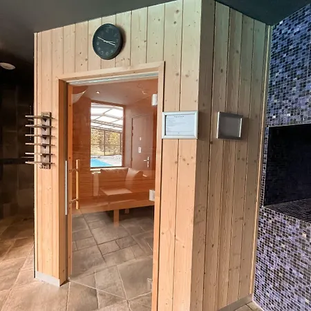 Domaine De La - Hotel, & Restaurant 호텔 4*