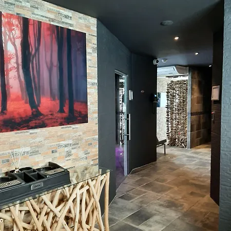 Domaine De La - Hotel, & Restaurant 호텔