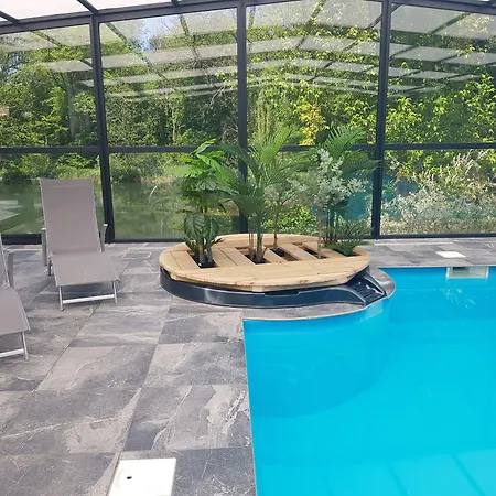 Domaine De La - Hotel, & Restaurant 4*