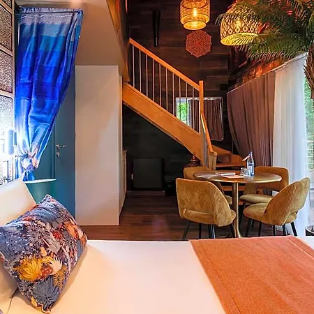 Domaine De La - Hotel, & Restaurant