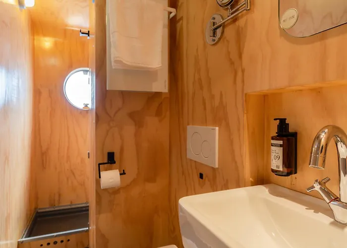 Отель Domaine De La - Hotel, & Restaurant