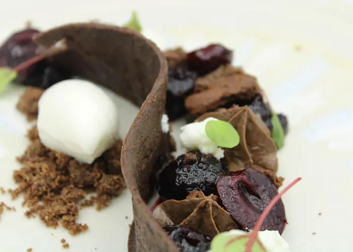 Domaine De La - Hotel, & Restaurant Отель 4*