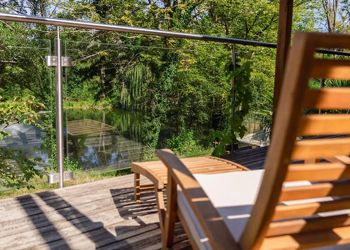 Отель Domaine De La - Hotel, & Restaurant 4*