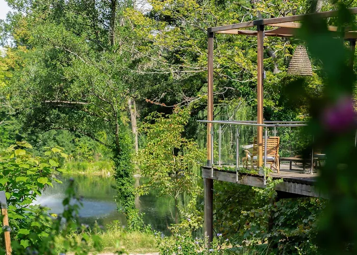 Отель Domaine De La - Hotel, & Restaurant Moulins-les-Metz