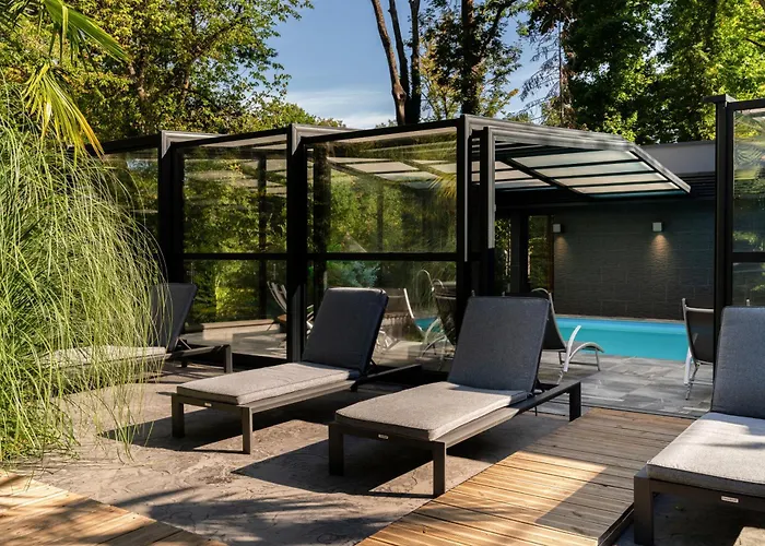 Domaine De La - Hotel, & Restaurant Отель