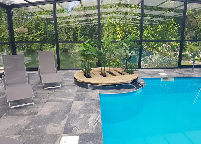 Domaine De La - Hotel, & Restaurant 4*