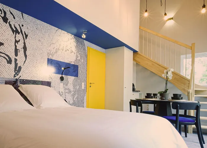 Отель Domaine De La - Hotel, & Restaurant Moulins-les-Metz